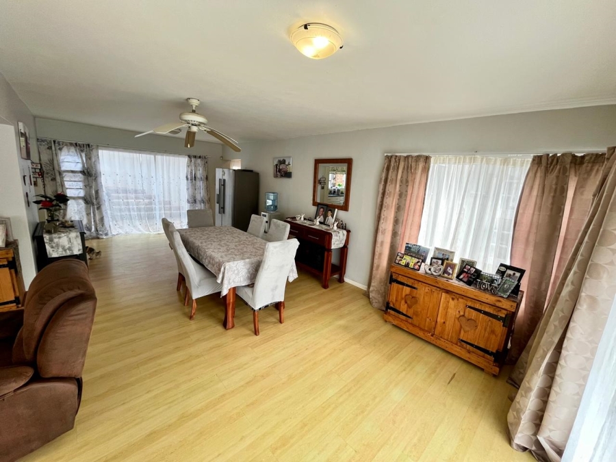 To Let 3 Bedroom Property for Rent in Gonubie Eastern Cape